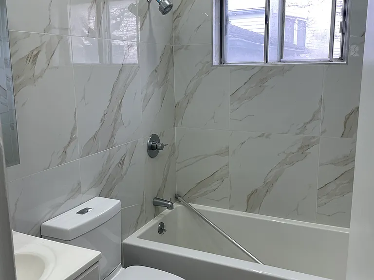 12 Bascom Pl #B — Photo 4