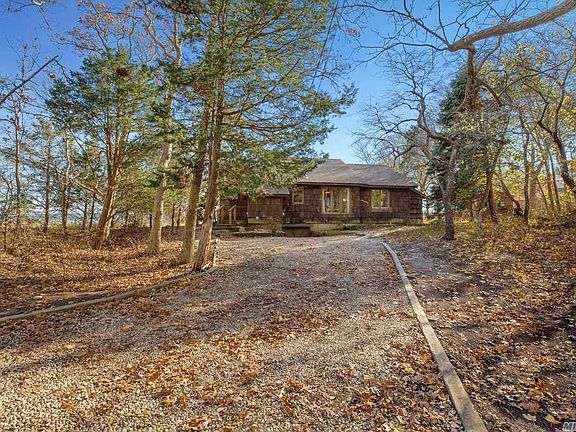 4th image of 1750 Robinson Ln