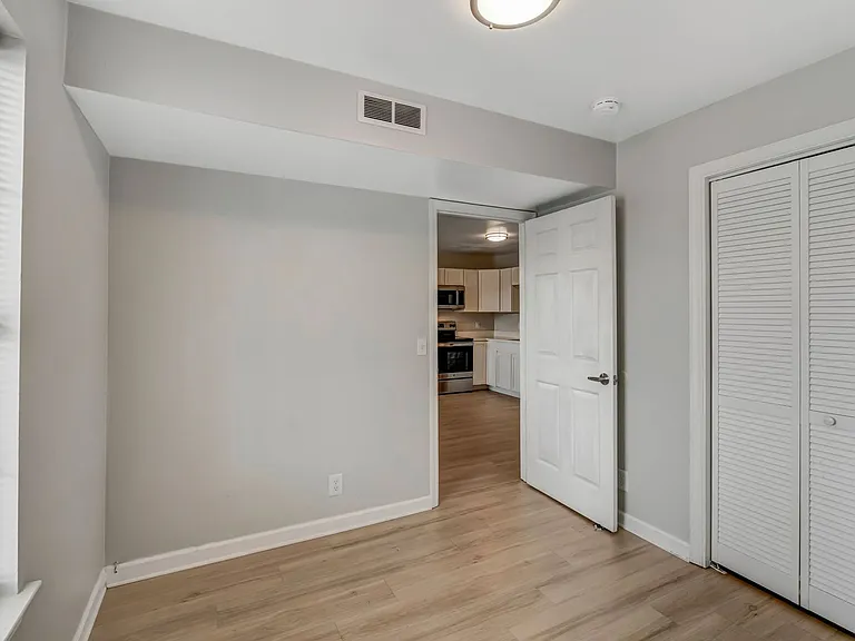 Hickory Lofts — Photo 47