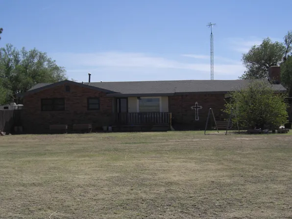 1315 Highway 194, Plainview, TX 79072