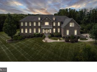 24 Hayhurst Dr, Newtown, PA