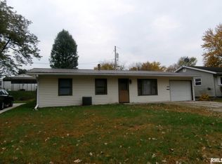 1608 Bellaire St, Pekin, IL