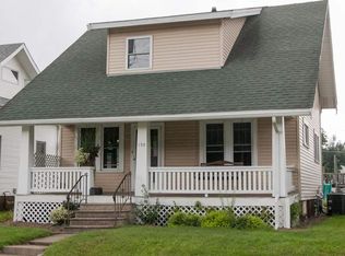 130 Bowling St SW, Cedar Rapids, IA 52404
