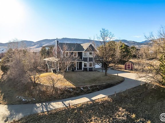3rd image of 7059 Fairways Dr