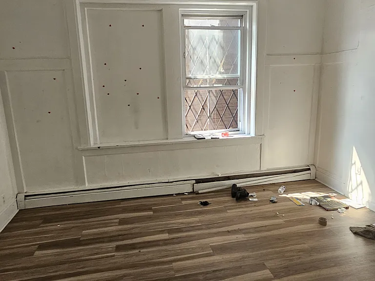 300 Park Ave #1 — Photo 8
