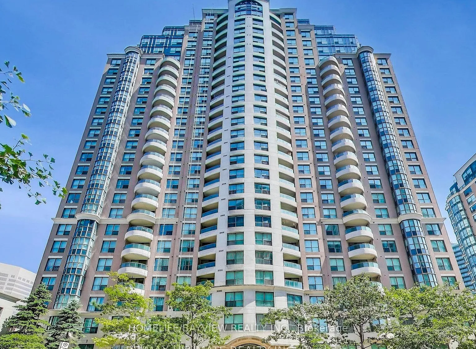 3 bed, $2,800 — Photo 1