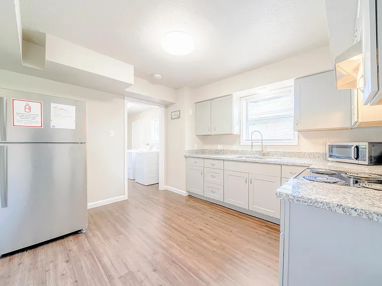 Glenheath St — Photo 5