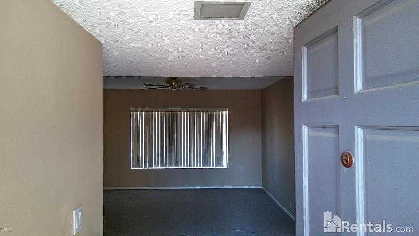 1st image of 2828 E North Ln