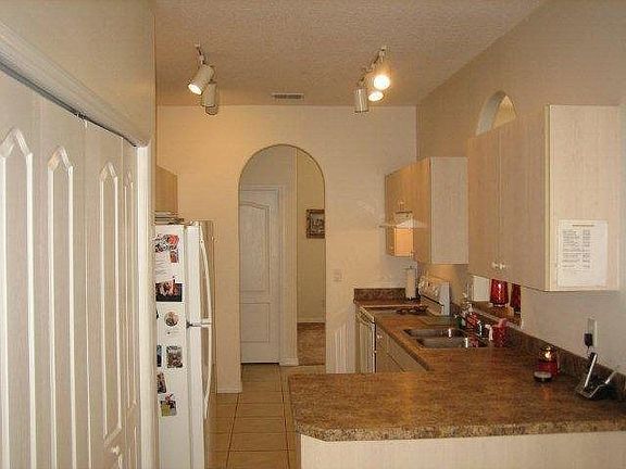3rd image of 16 Ibis Ct N