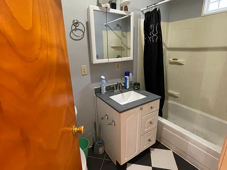 950 Lemoyne Ave #950 — Photo 12