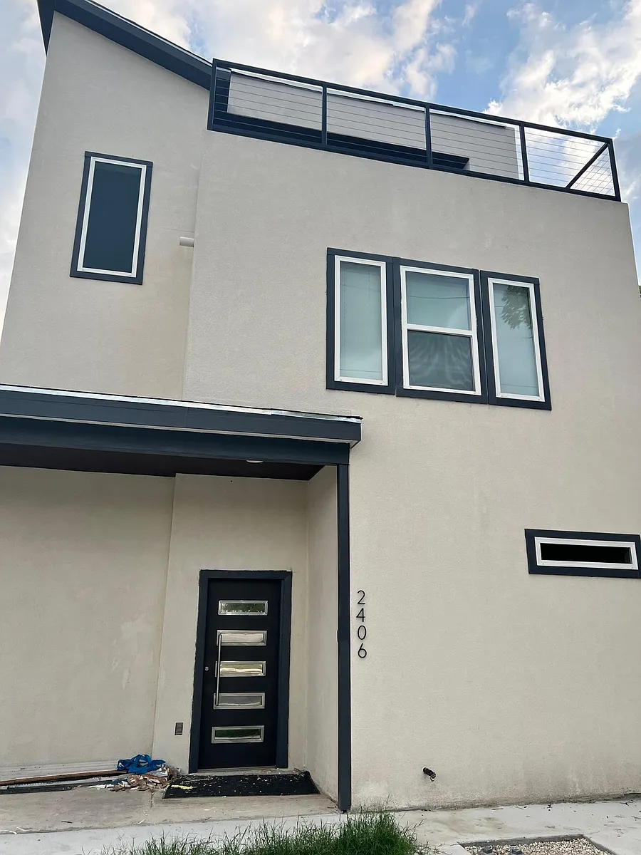 Building Photo - Martin Luther King Dr