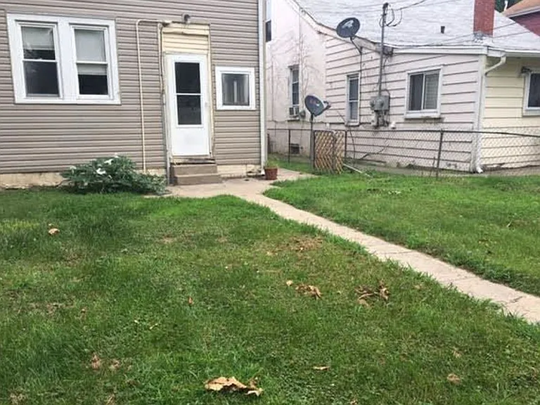1009 North St — Photo 11