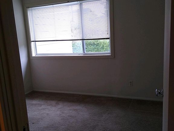 5th image of 1115 N 12th St APT 5