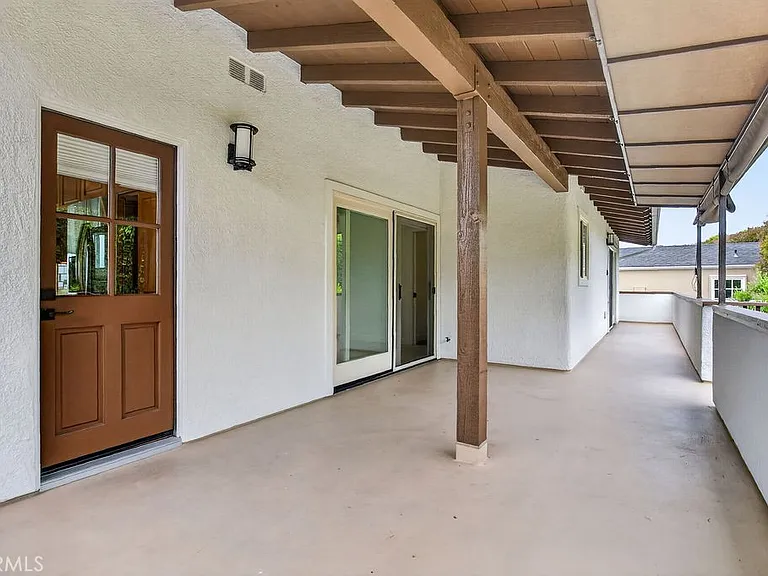 720 Emerald Bay — Photo 29