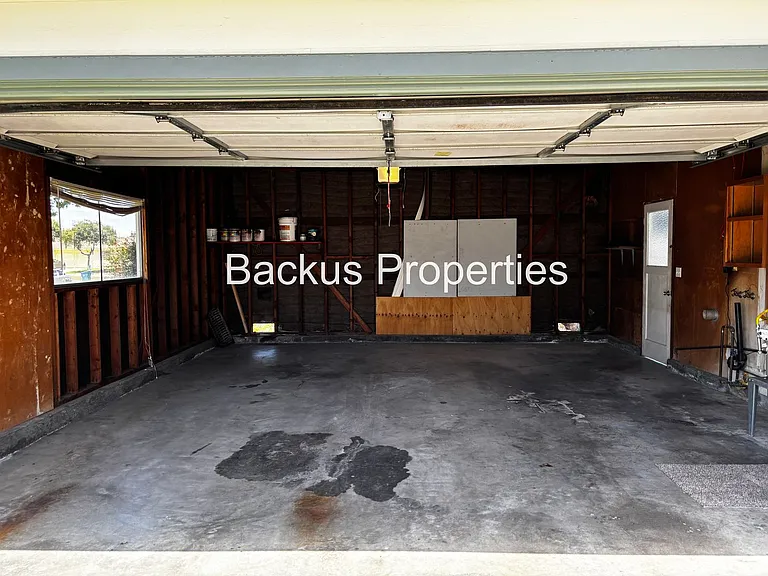 790 Fairfax Dr — Photo 24