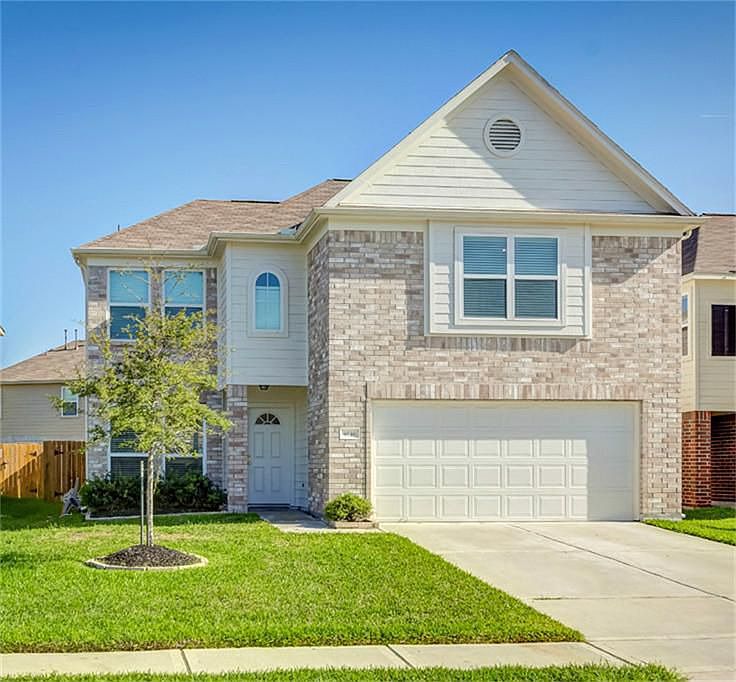 1st image of 4846 Fair Oak Dale Ln