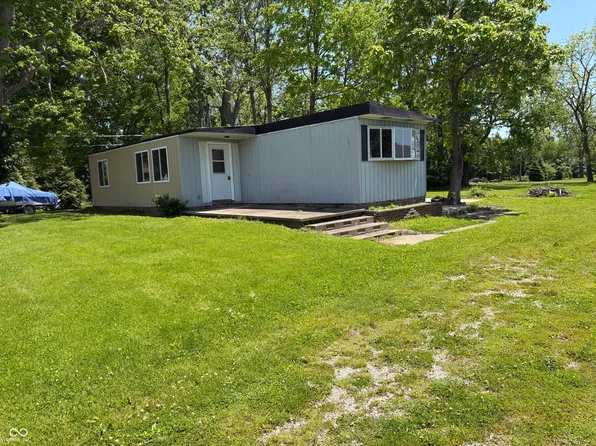 707 Hawkes St, Rockville, IN 47872
