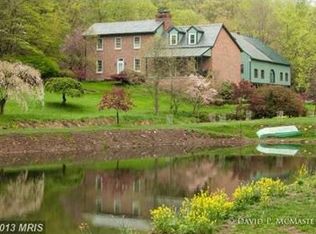 1331 Mountain Lake Rd, Hedgesville, WV 25427