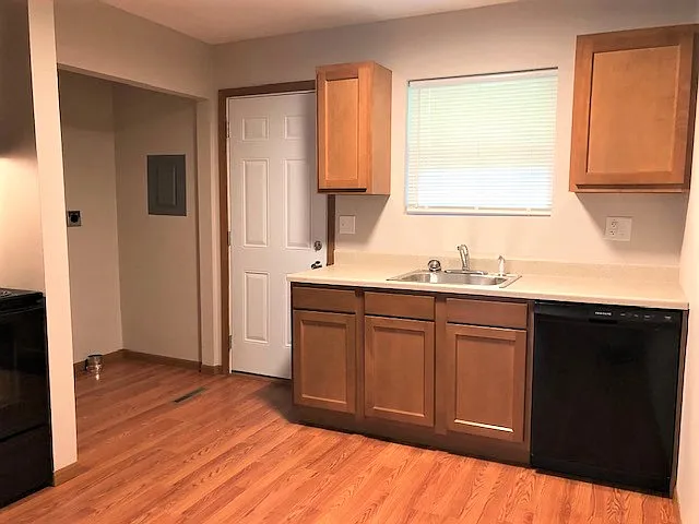 Solon Court — Photo 17