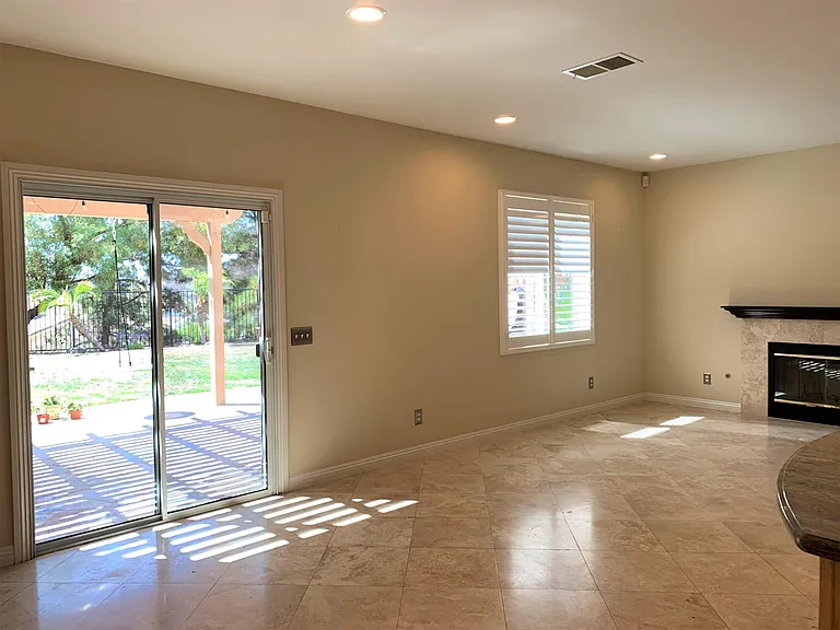 792 Avenida Codorniz — Photo 7