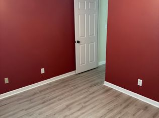 108 Falkirk Dr, Warner Robins, GA