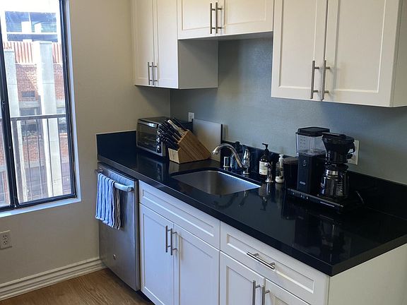 5th image of 1455 4th St #505