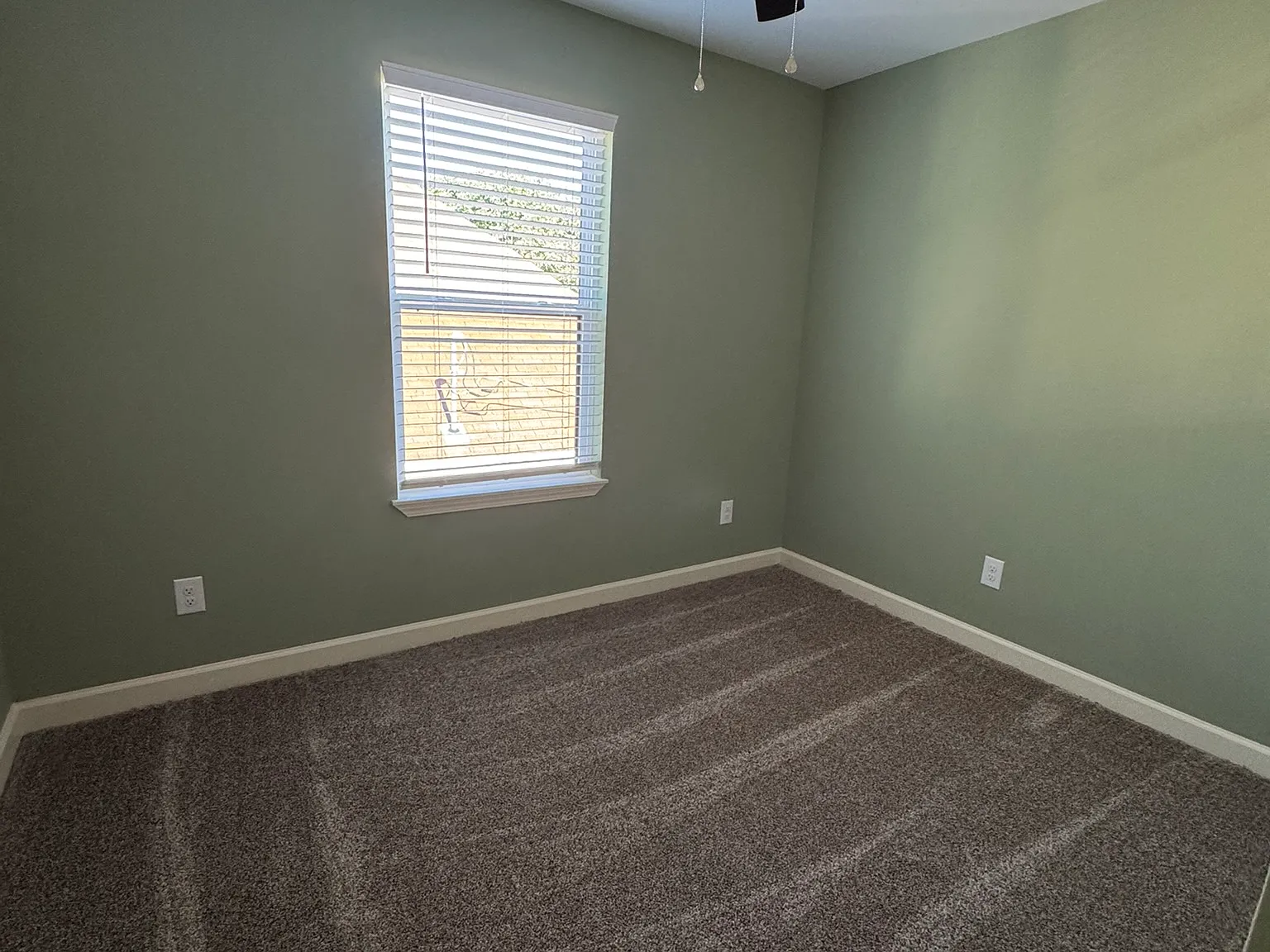 409 B West Wood St — Photo 2