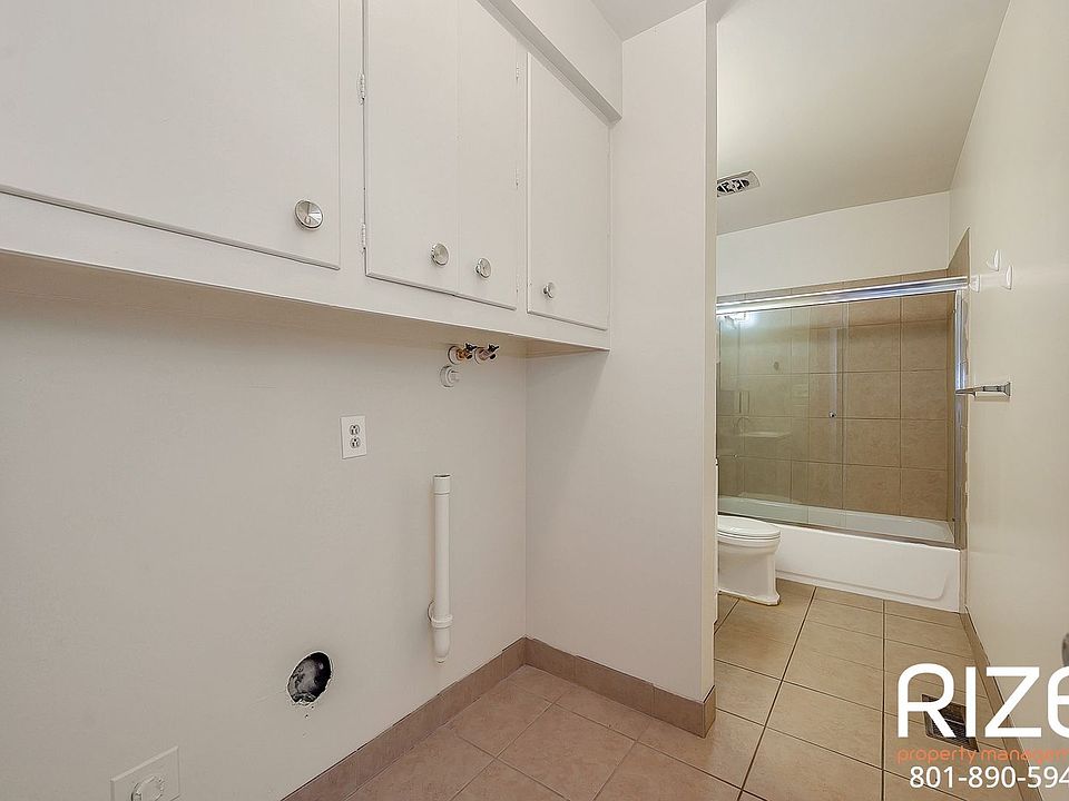 1st image of 1704-1712 S Windsor St #B