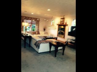 943 Smith St, Somerset, PA 15501