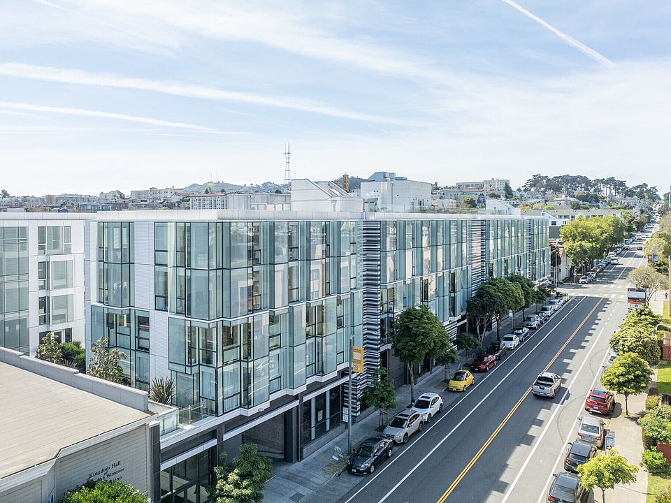 1st image of 555 Fulton St Unit 202