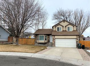 615 Pinecone Cir, Elko, NV 89801