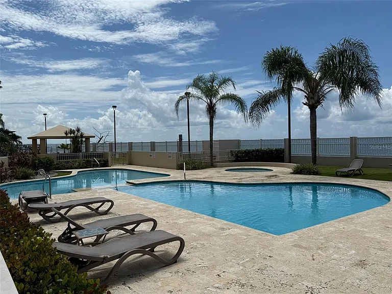 Condo Pelican Reef Apt 302 #302 — Photo 13