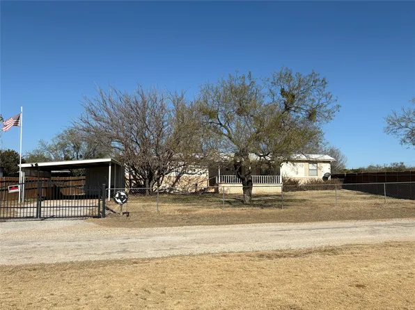 514 Fish Haven Rd, Graford, TX 76449