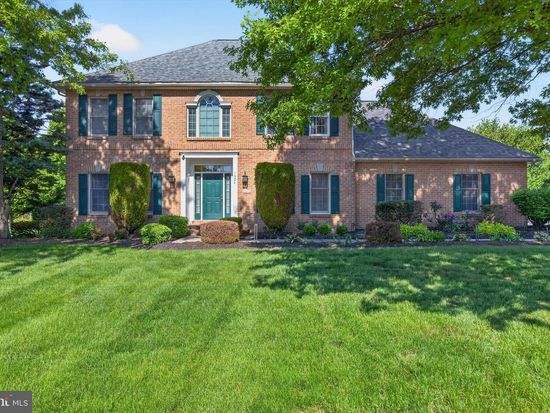 1624 Saddle Ln, Harrisburg, PA 17111