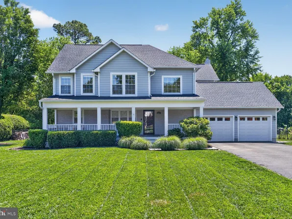 4613 Willow Run Dr, Annandale, VA 22003