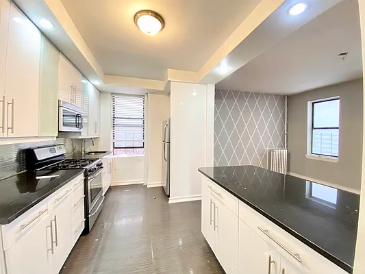 Rented by Bruma Realty LLC | media 18