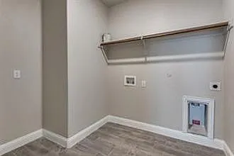 921 Waterview Dr — Photo 20