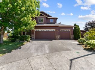 634 E 13th Pl, Lafayette, OR