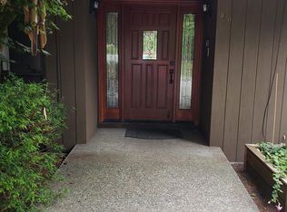 18307 Larch Way, Lynnwood, WA 98037
