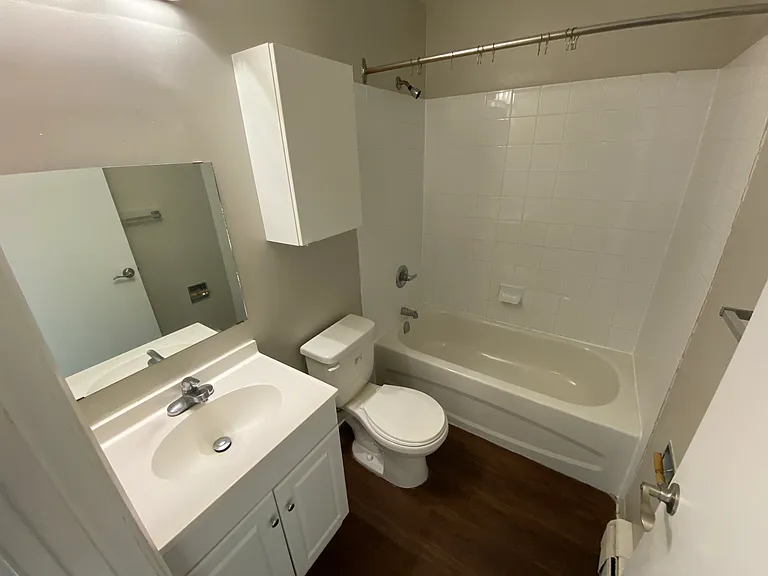 510 Burnell St #310 — Photo 13
