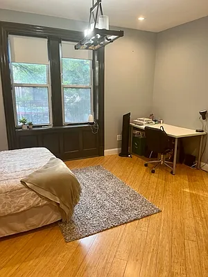 Rented by Alexander Bilu, LREB | media 26