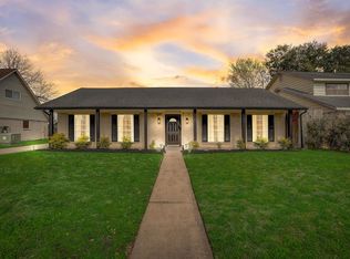 11019 Sagetrail Dr, Houston, TX 77089