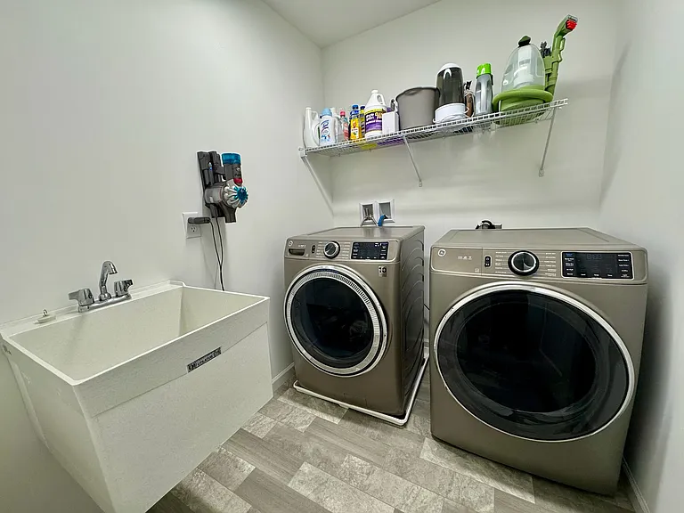 411 Mayapple Dr — Photo 19