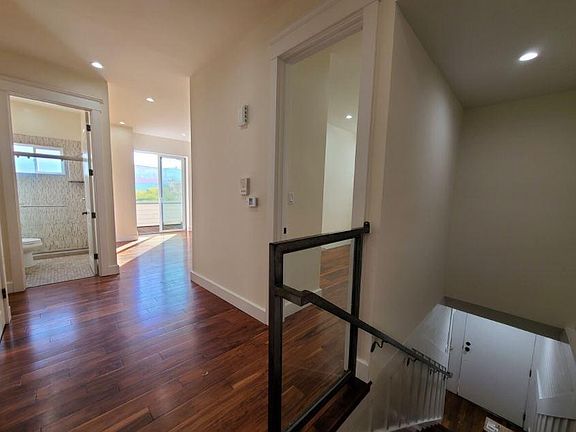 3rd image of 844 Central Ave