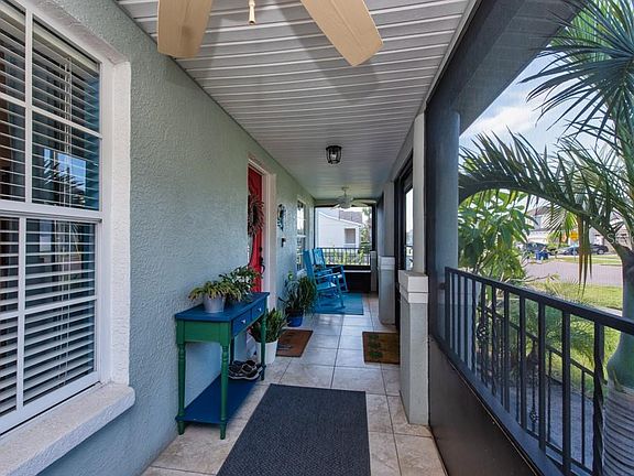 3rd image of 7516 S MASCOTTE STREET