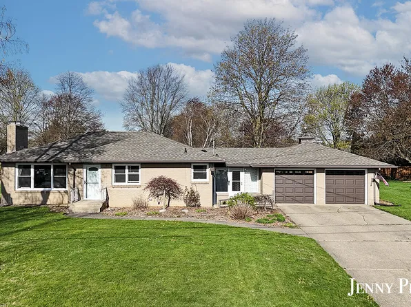 1049 Sunset Hills Ave NW, Grand Rapids, MI 49534
