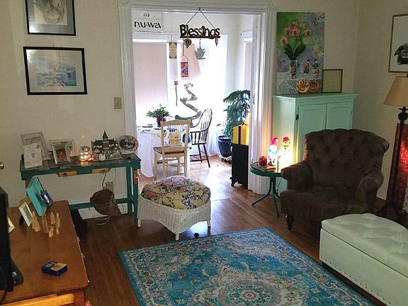 2nd image of 421 Central Ave