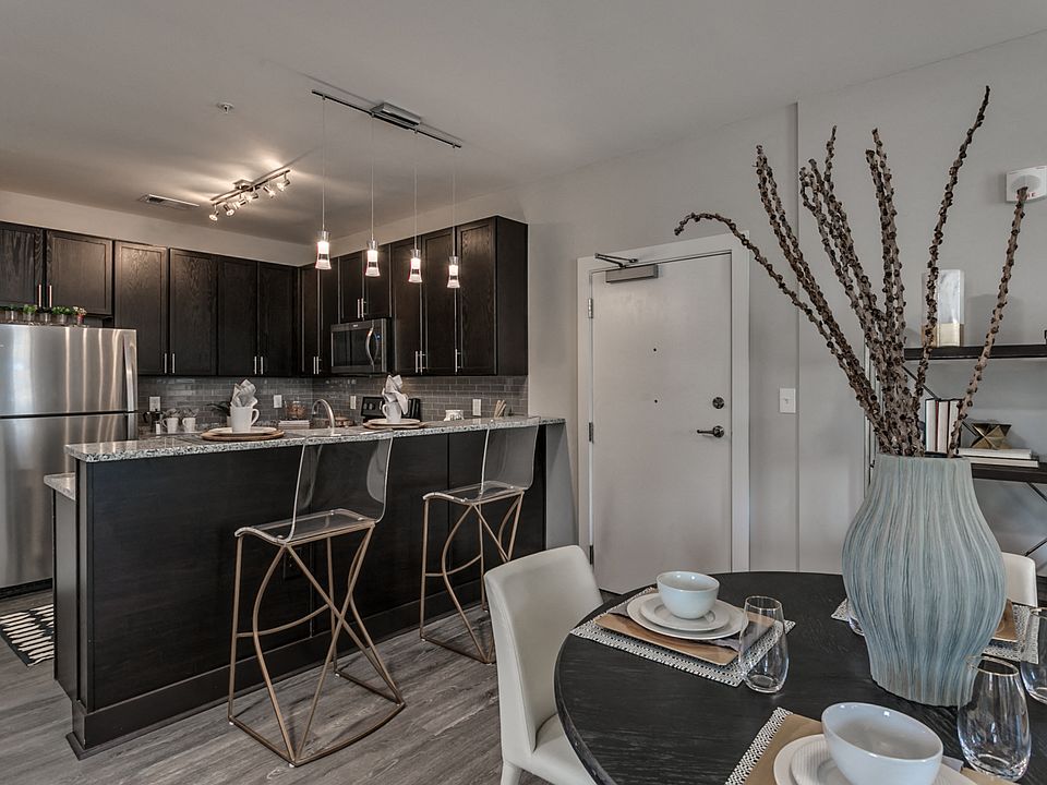 Modern Kitchen with Wood Floors & Stainless Steel Appliances