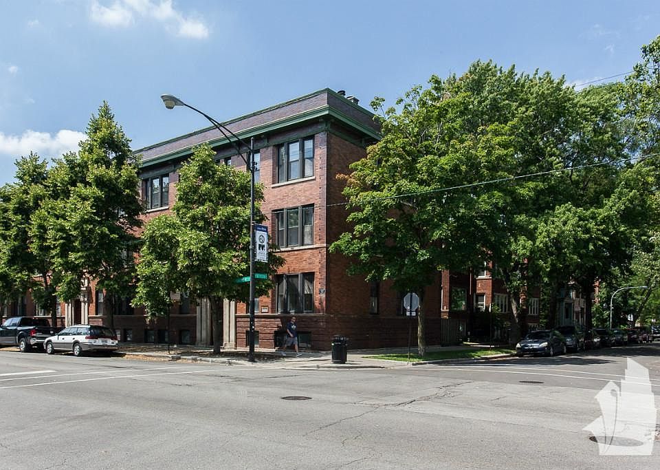 1st image of 3846 N Southport Ave #1JF