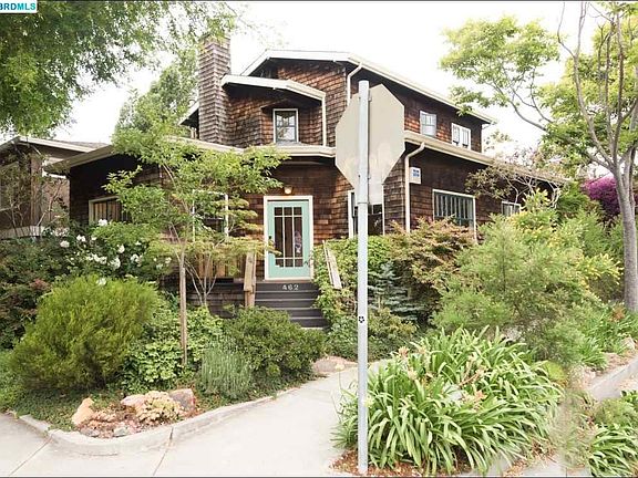 2nd image of 462 61st St
